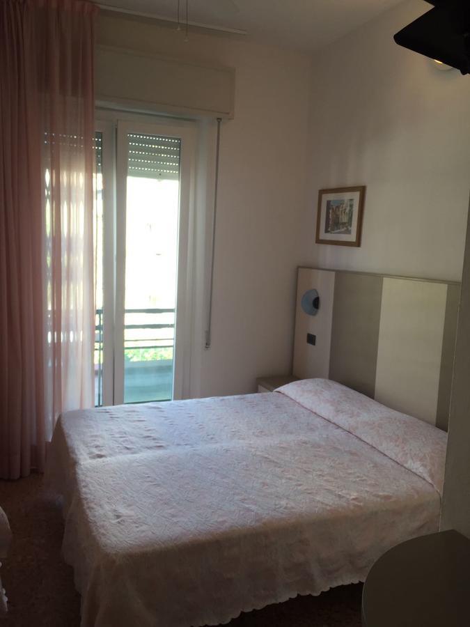 Hotel Barbiani 里米尼 外观 照片