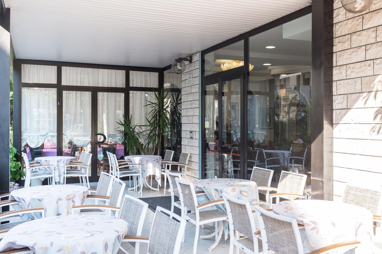 Hotel Barbiani 里米尼 外观 照片